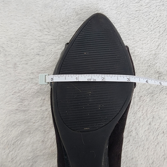 Coach and Four Size 8 Elegant Black Flats with Twist Detail - Picture 8 of 8